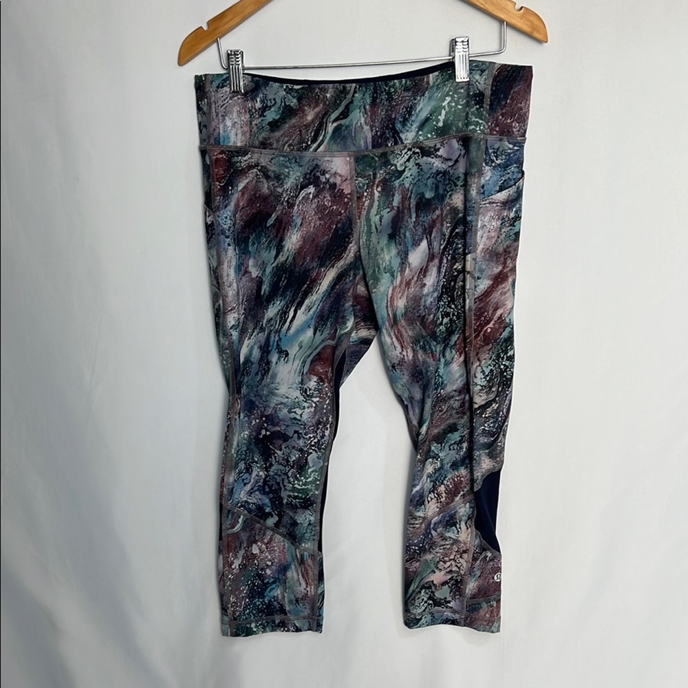 NWOT /Lululemon Pace Rival Crop *22" - Picture 1 of 4